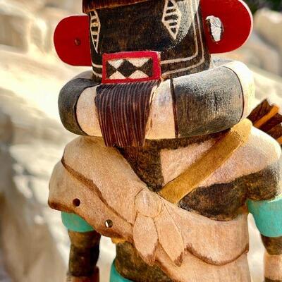 Lot 194  KACHINA DOLL CARVED PAINTED WOOD NATIVE AMERICAN