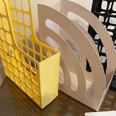 Lot 791 - Office Organizers