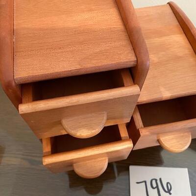 Lot 796 - Little wood storage shelf