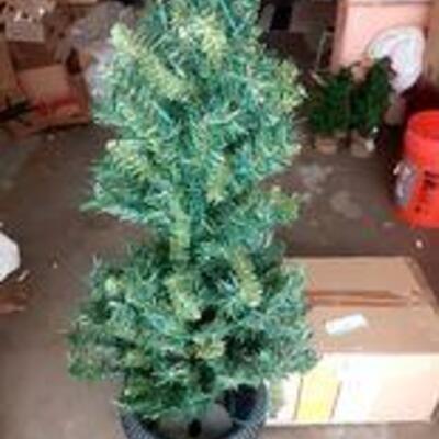 Lot 806 - Pre Lit Porch Potted Tree