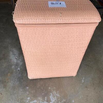 Lot 827 - Vintage Laundry Hamper