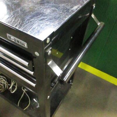 Lot 10 - US General Rolling Tool Box With Key
