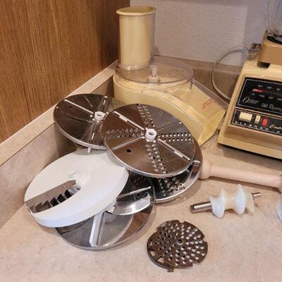 Lot 81: Vintage Oster Center Set