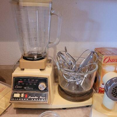 Lot 81: Vintage Oster Center Set