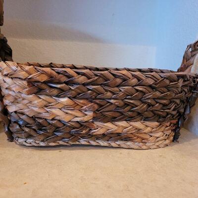 Lot 82: (2) Baskets 