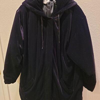 Lot 88: Black Velvet Jones New York Coat 3X
