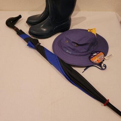 Lot 93: Rubber Boots size 39, Umbrella, Hat