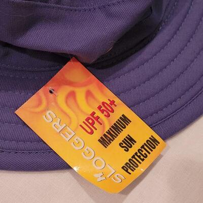Lot 93: Rubber Boots size 39, Umbrella, Hat