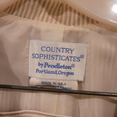 Lot 94: Pendleton Suits (Jacket & Skirts) Size 22