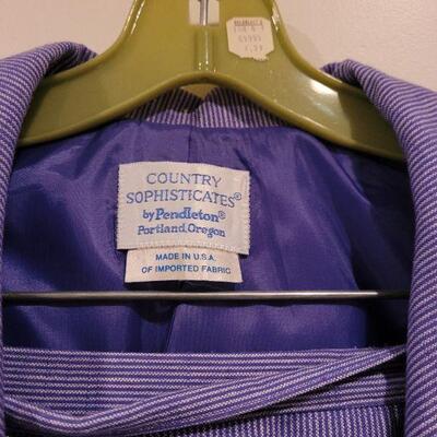 Lot 94: Pendleton Suits (Jacket & Skirts) Size 22