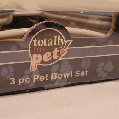 Lot 103: (2) New Sets of Pet Bowls with Stands