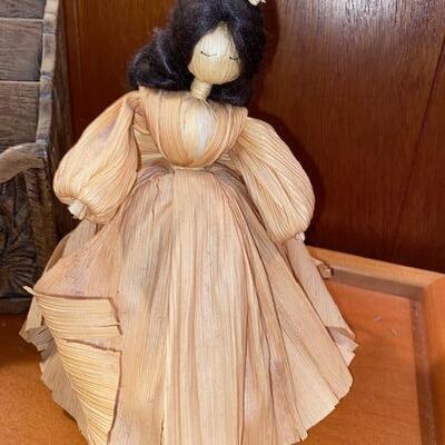 Lot 860 - Music box, organizer and corn husk doll