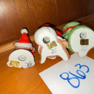 Lot 863A - Home Interiors Christmas figurines