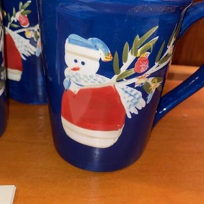 Lot 864B- winter Mugs from Kohls