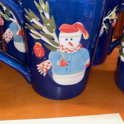 Lot 864B- winter Mugs from Kohls