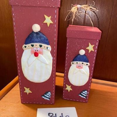 Lot 866 - Nesting Christmas Boxes