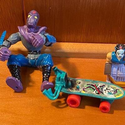 Lot 889 - Vintage Action figures