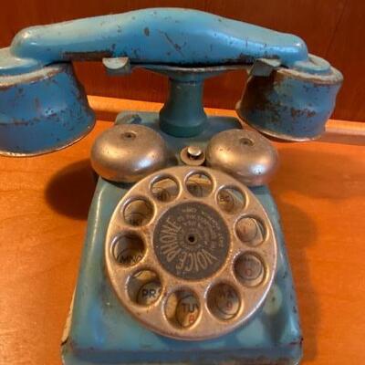 Lot 893 - Vintage Metal Toy Telephone