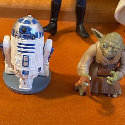 Lot 905 - Vintage Star Wars Figurines
