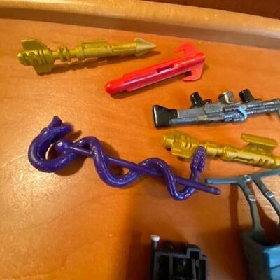 Lot 906 - Action figure accessories