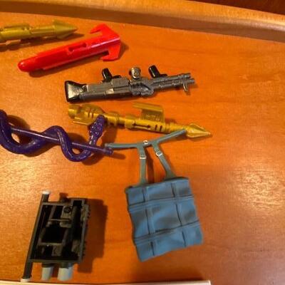 Lot 906 - Action figure accessories
