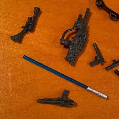Lot 908 - Action figure accessories