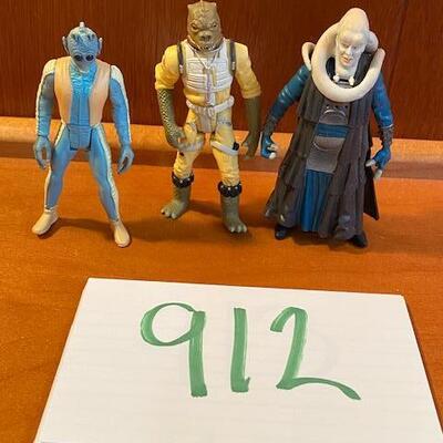 Lot 912 - Vintage Star Wars figurines