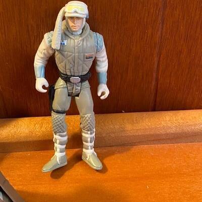 Lot 915 - Star Wars figurines