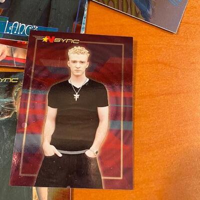 Lot 919 - Vintage N Sync trading cards ,Justin Timberlake