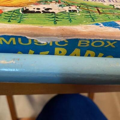 Lot 924 - Vintage Fisher Price Music Box Tv Radio