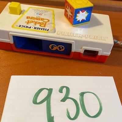 Lot 930 - Vintage Fisher Price Pocket Camera