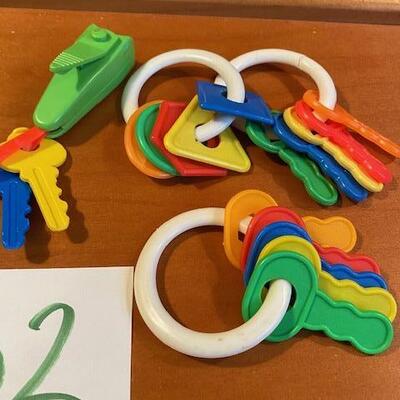 Lot 932 - baby toys