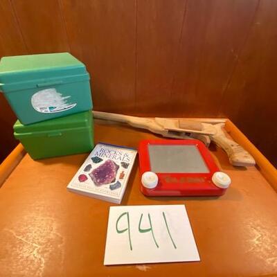 Lot 941 - misc. items