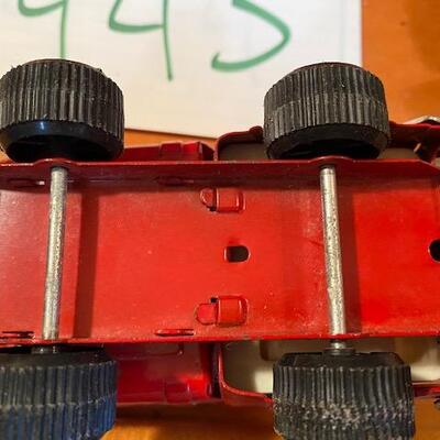 Lot 943 -Vintage  Tonka  and Buddy L trucks