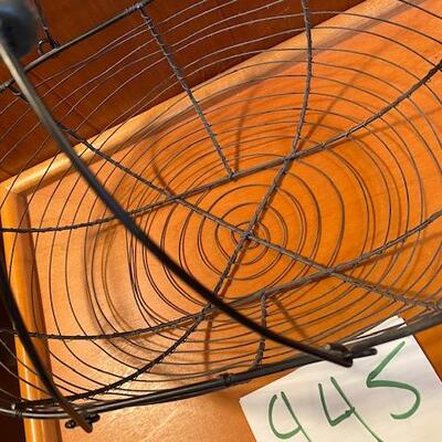 Lot 945 - Metal egg basket