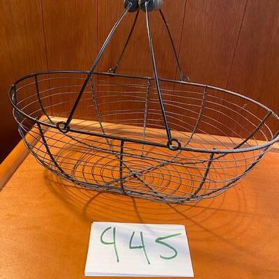 Lot 945 - Metal egg basket