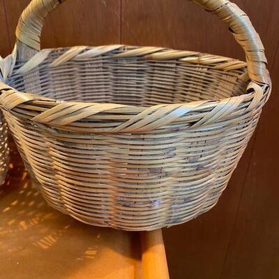 Lot 946 - Baskets