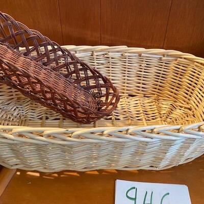 Lot 946 - Baskets
