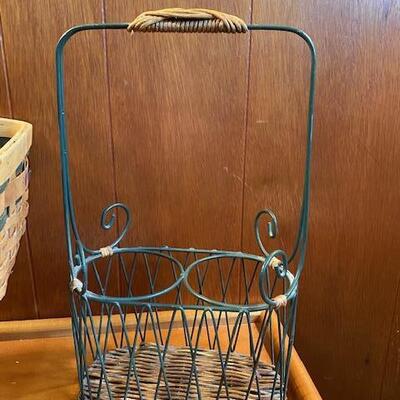 Lot 949 - Baskets