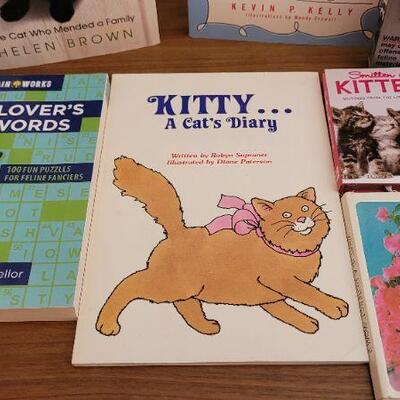 Lot 138: Assorted Books CAT THEME