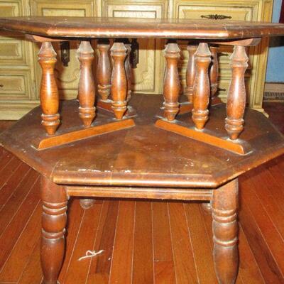 Lot 22 - Moosehead Maine Octagon Table LOCAL PICKUP ONLY