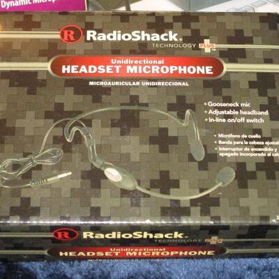 Lot 25 - Radio Shack Unidirectional Headset Microphone