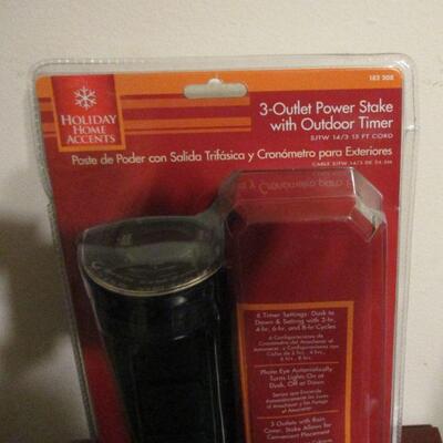 Lot 93 - Never Opened 3 Outlet Power Stake with Outdoor Timer