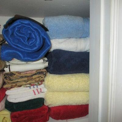 Lot 120 - Two Shelves of Linens LOCAL PICKUP ONLY