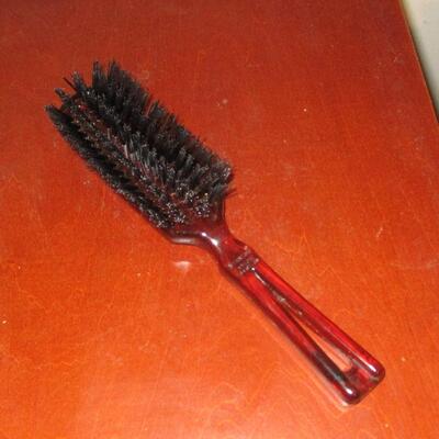 Lot 124 - Stanley Commander Hair Brush GOOGLE ALERT
