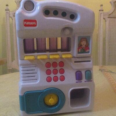 Lot 181 - 1997 Hasbro Playskool ATM Machine