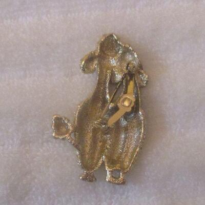 Lot 187 - Black and White Poodle Brooch