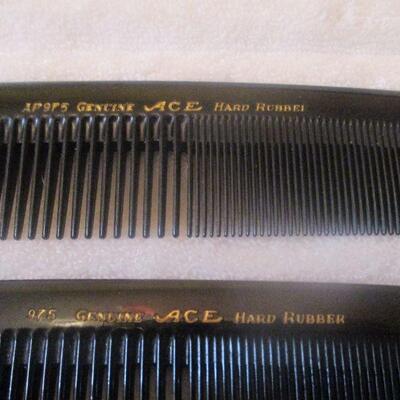 Lot 194 - 3 Hard Rubber Combs GOOGLE ALERT