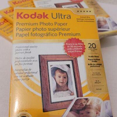 Lot 164: Bundle of NEW Kodak Ultra Grade Glossy 4x6 Photo 