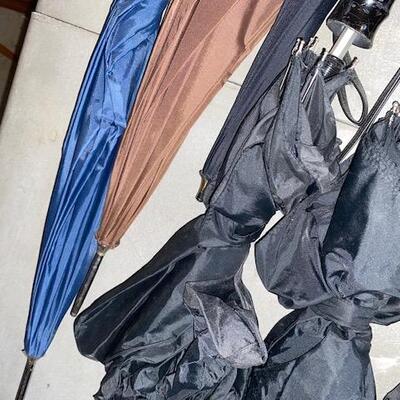 Lot 968 - umbrellas